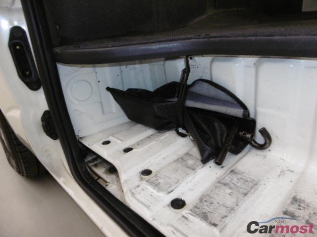 2013 Toyota Hiace Van CN 01319883 Sub25