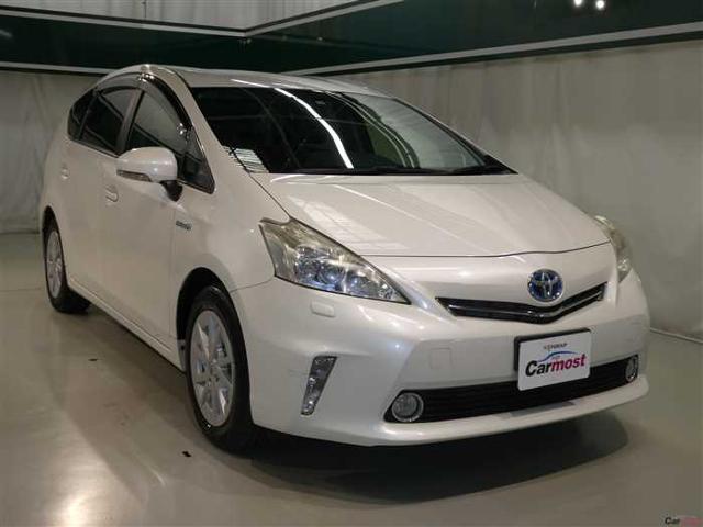 2012 Toyota Prius a CN 02120810 (Reserved)