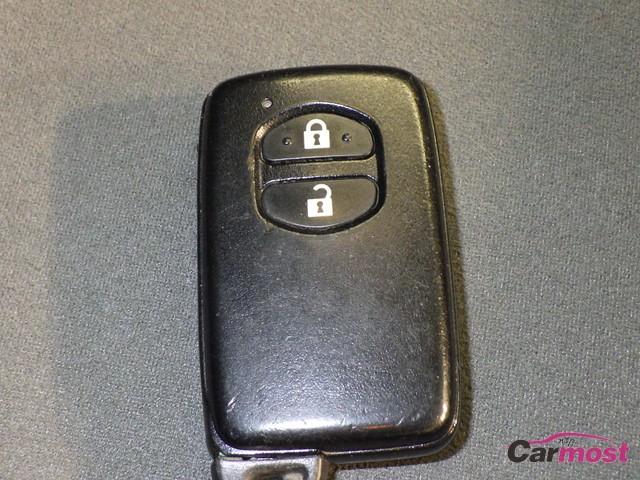 2014 Toyota Prius a CN 02930281 Sub21