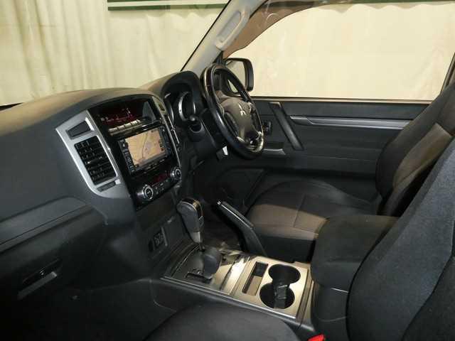 2014 Mitsubishi Pajero CN 03028951 Sub27