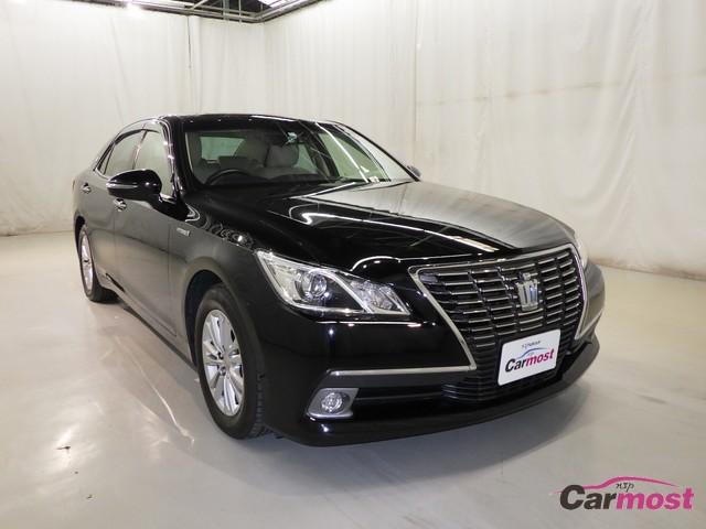 2014 Toyota Crown Hybrid CN 03450733 (Reserved)