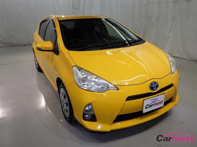 2013 Toyota AQUA CN 03547117 (Reserved)
