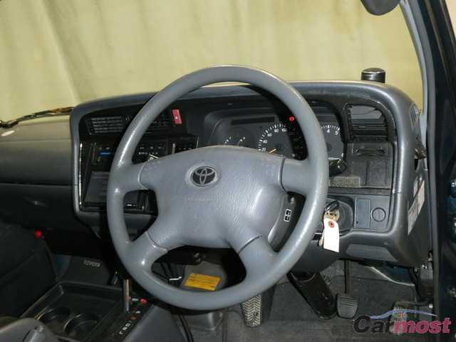 2004 Toyota Hiace Van CN 03648100 Sub21