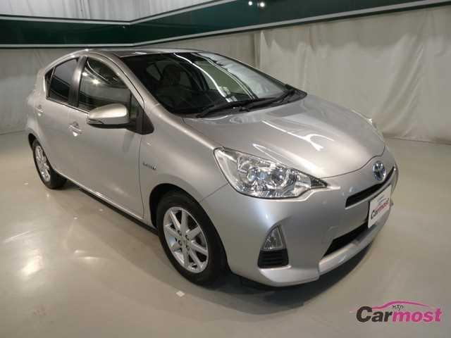 2012 Toyota AQUA CN 04245786 
