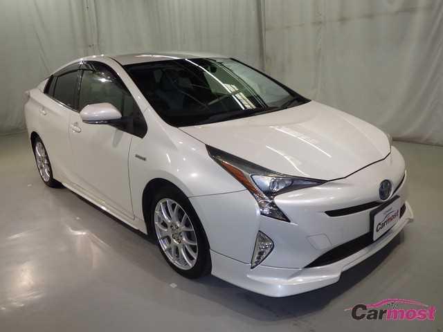 2016 Toyota PRIUS CN 04397420 (Reserved)