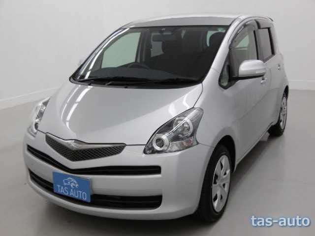 2010 Toyota Ractis CN 04841842 