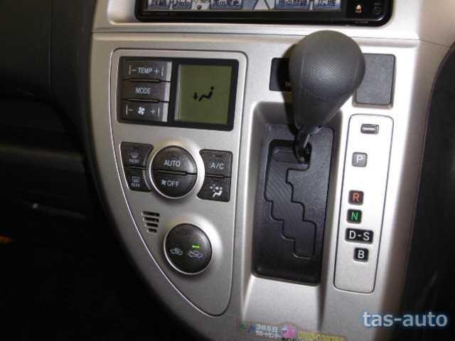 2010 Toyota Ractis 04841842 Sub17