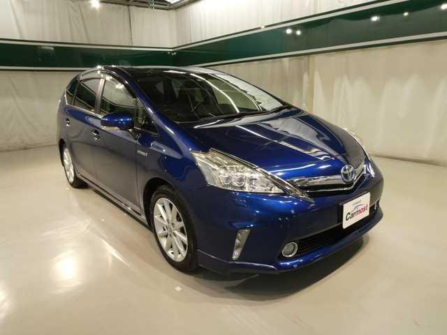 2014 Toyota Prius a CN 05969819 (Reserved)
