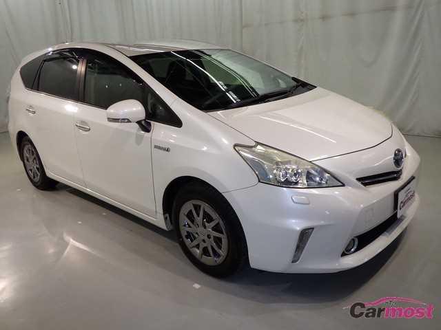 2013 Toyota Prius a CN 07130966 (Reserved)