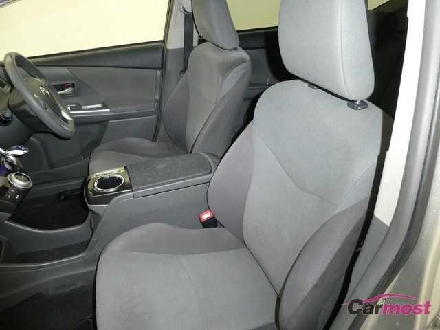 2013 Toyota Prius a CN 09446571 Sub26