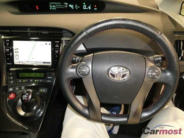 2013 Toyota Prius 10930875 Sub18
