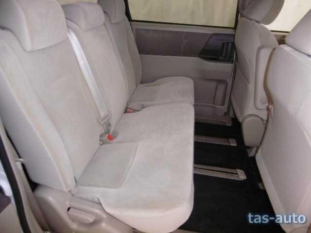 2010 Toyota Noah CN 31162292 Sub9