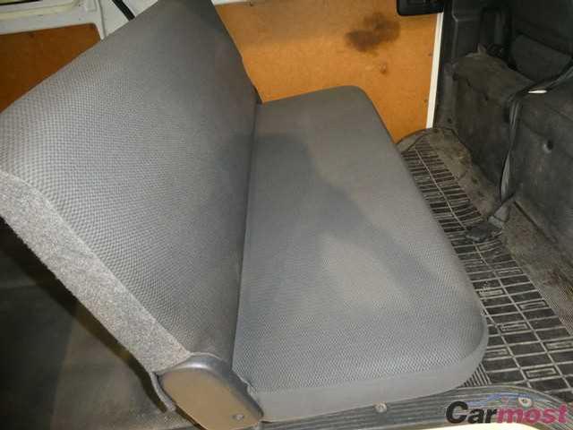 2013 Toyota Hiace Van CN 32066107 Sub20