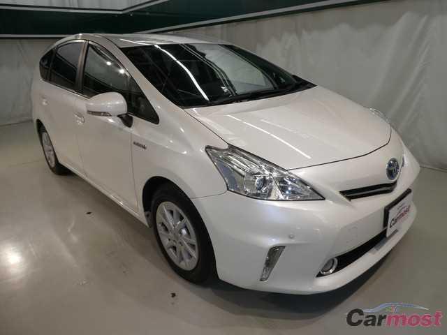 2014 Toyota Prius a CN 32359384 (Reserved)