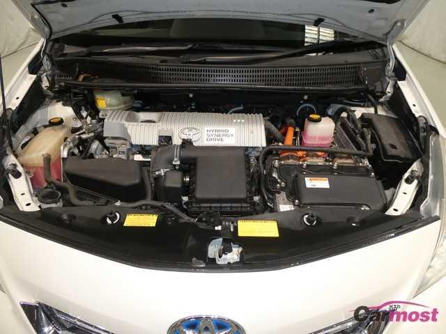 2013 Toyota Prius a 32411840 Sub15
