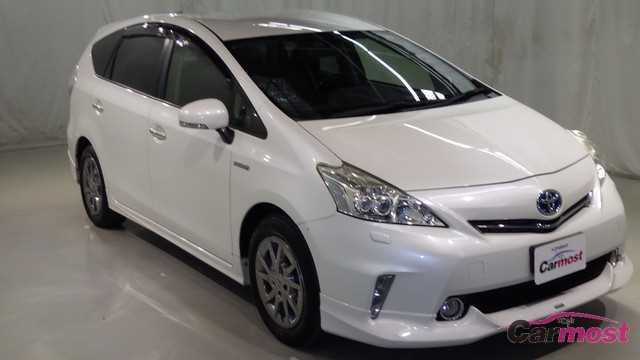 2014 Toyota PRIUS α CN E00-G88 (Reserved)