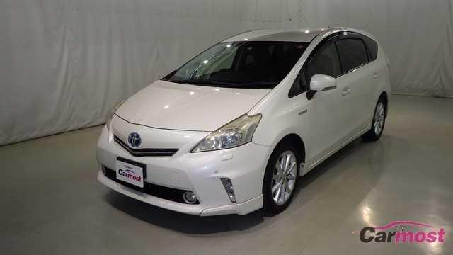 2012 Toyota PRIUS α CN E01-I13 (Reserved)