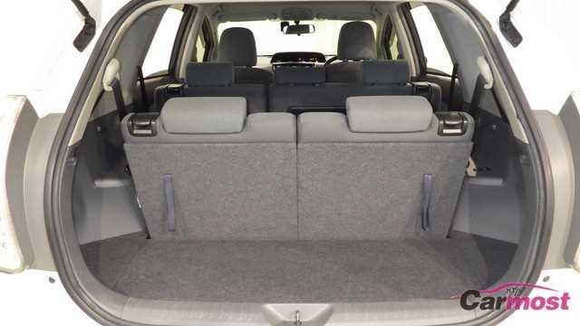 2012 Toyota PRIUS α CN E01-I13 Sub16