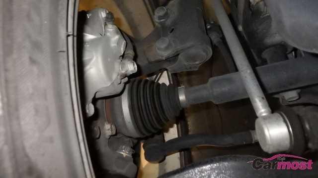 2012 Toyota PRIUS α CN E01-I13 Sub22