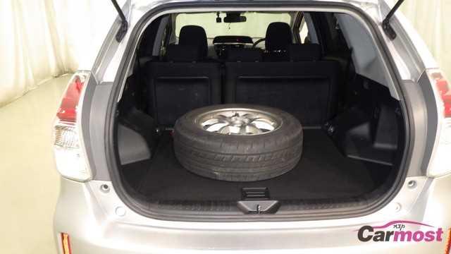 2018 Toyota PRIUS α CN E01-I32 Sub15