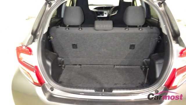 2015 Toyota Vitz CN E02-I35 Sub10