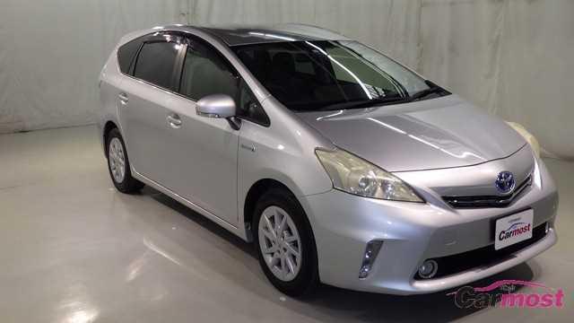 2012 Toyota PRIUS α CN E02-J82 (Reserved)