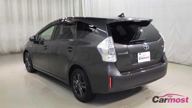 2014 Toyota PRIUS α CN E03-I70 Sub1