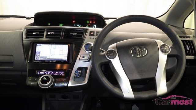 2014 Toyota PRIUS α CN E03-I70 Sub4