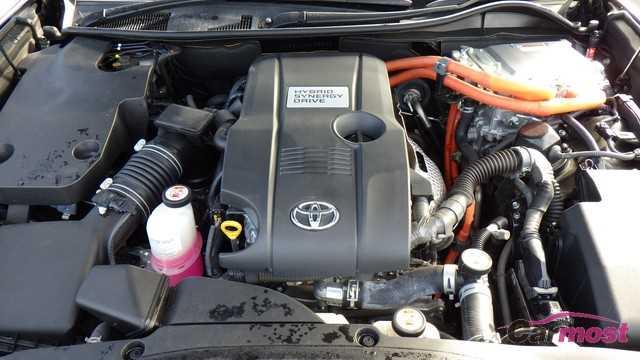 2017 Toyota Crown Hybrid CN E03-L40 Sub3