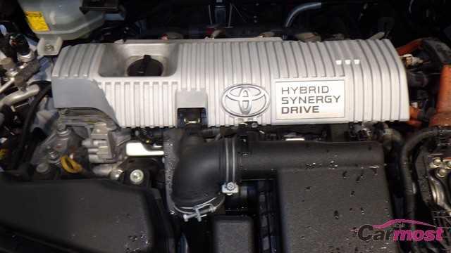 2013 Toyota PRIUS α E04-K89 Sub3