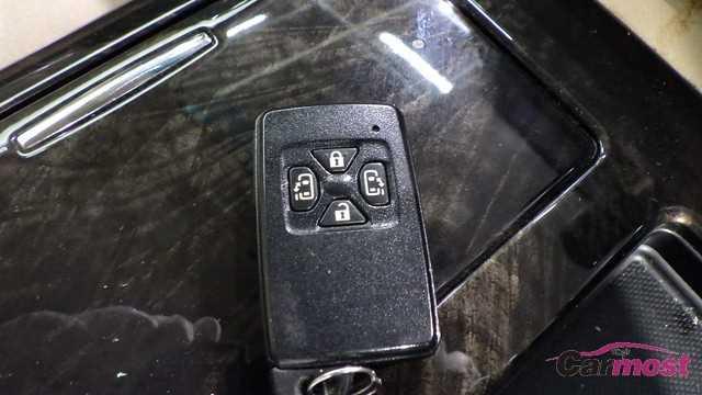 2014 Toyota Alphard Hybrid CN E05-I33 Sub10