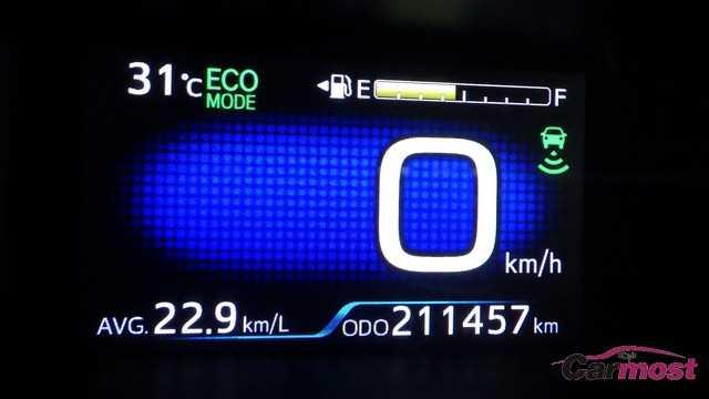 2016 Toyota PRIUS CN E08-H20 Sub13