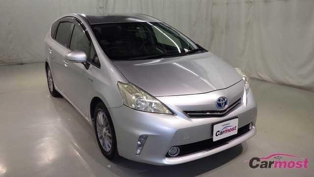 2013 Toyota PRIUS α CN E08-J40 (Reserved)