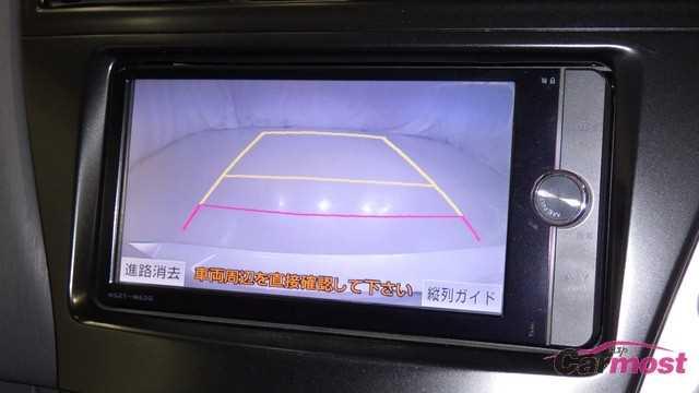 2013 Toyota PRIUS α E08-J40 Sub10