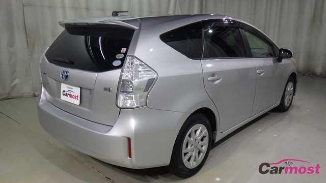 2012 Toyota PRIUS α E09-L67 Sub3