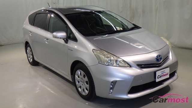 2011 Toyota PRIUS α CN E11-K52