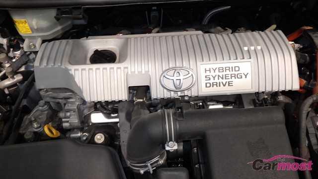 2012 Toyota PRIUS α E12-J75 Sub3