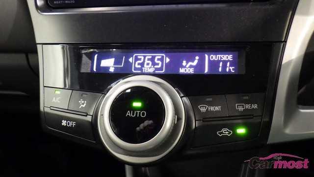 2013 Toyota PRIUS α E12-K16 Sub9