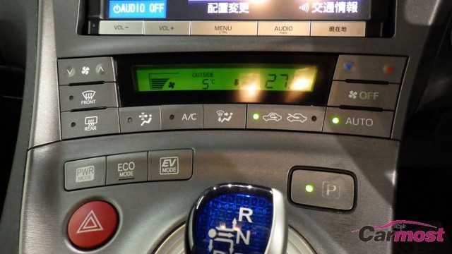 2014 Toyota PRIUS CN E12-L89 Sub11