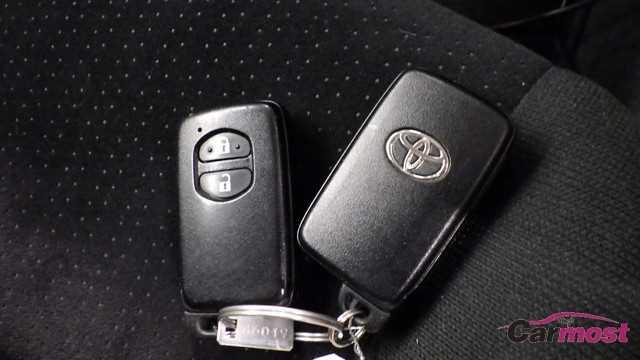 2018 Toyota Corolla Fielder CN E18-H55 Sub10