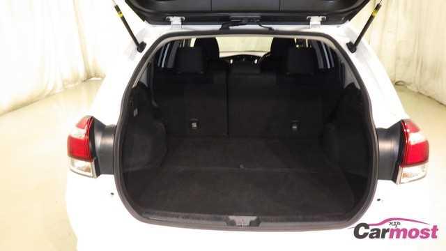 2018 Toyota Corolla Fielder CN E18-H56 Sub16