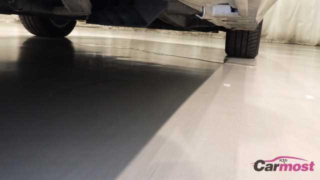 2018 Toyota PRIUS α CN E18-H57 Sub23