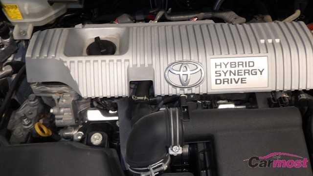 2012 Toyota PRIUS α E18-I65 Sub3