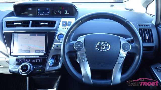 2015 Toyota PRIUS α CN E19-L20 Sub9