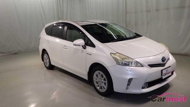 2012 Toyota PRIUS α CN E20-H48 (Reserved)