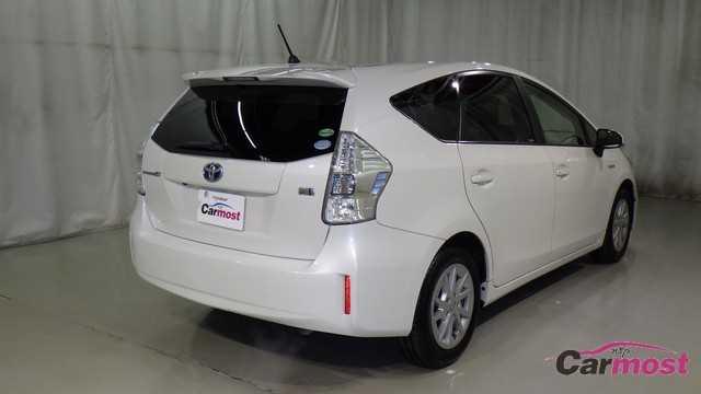 2013 Toyota PRIUS α E21-L65 Sub3