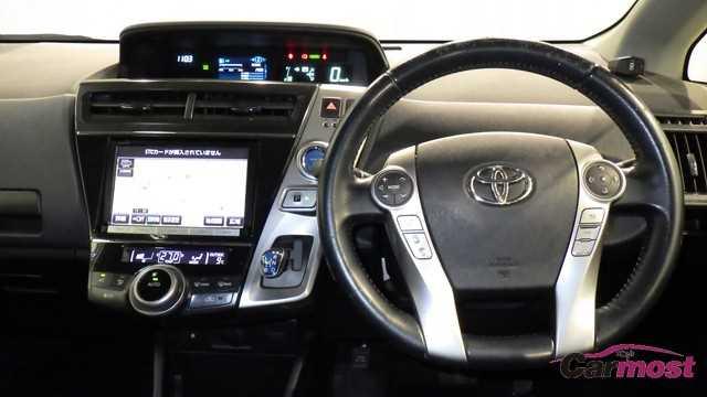 2014 Toyota PRIUS α E22-K29 Sub7