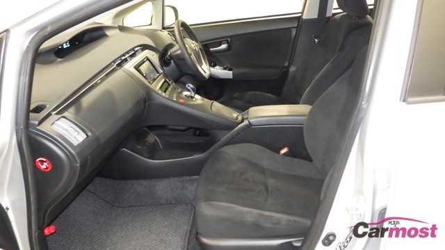2015 Toyota PRIUS CN E23-H12 Sub14