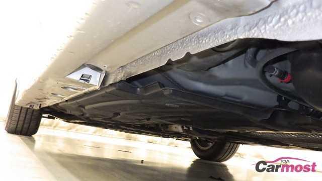 2015 Toyota PRIUS CN E23-H12 Sub18