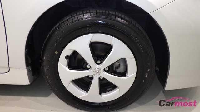 2015 Toyota PRIUS CN E23-H12 Sub26